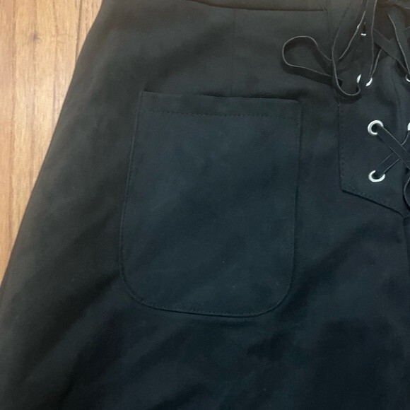 Cato black faux suede festival mini skirt with pockets size 2 NWT - Picture 7 of 10